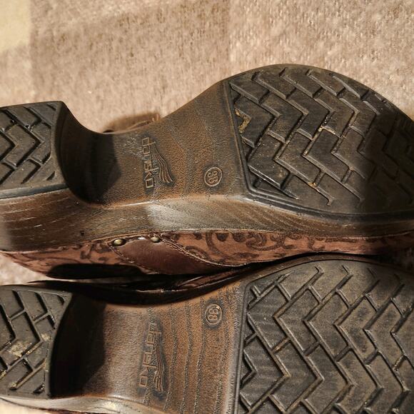 Dansko Womens Clogs Size 38, 7.5 - Picture 5 of 6